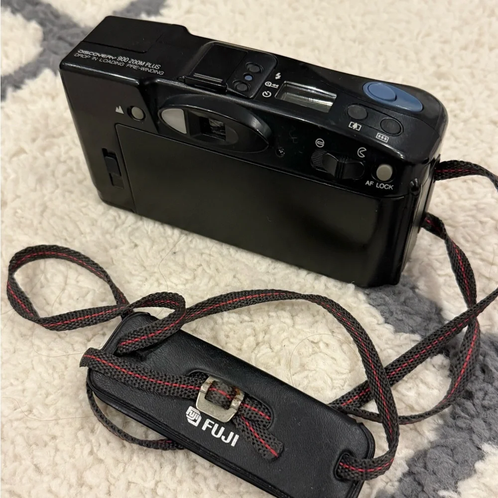 Fujifilm Black Discovery Zoom Camera